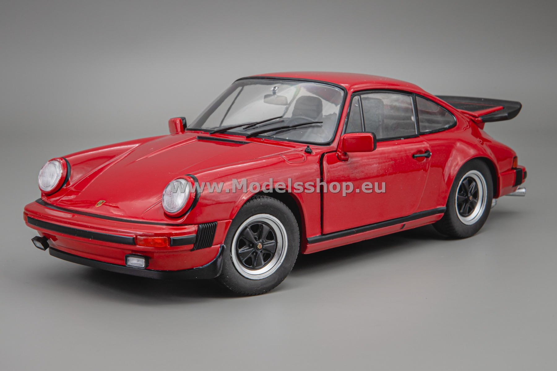 Solido S1802604 Porsche 911 (930) Carrera 3.2, 1984 /Rouge Indien red/
