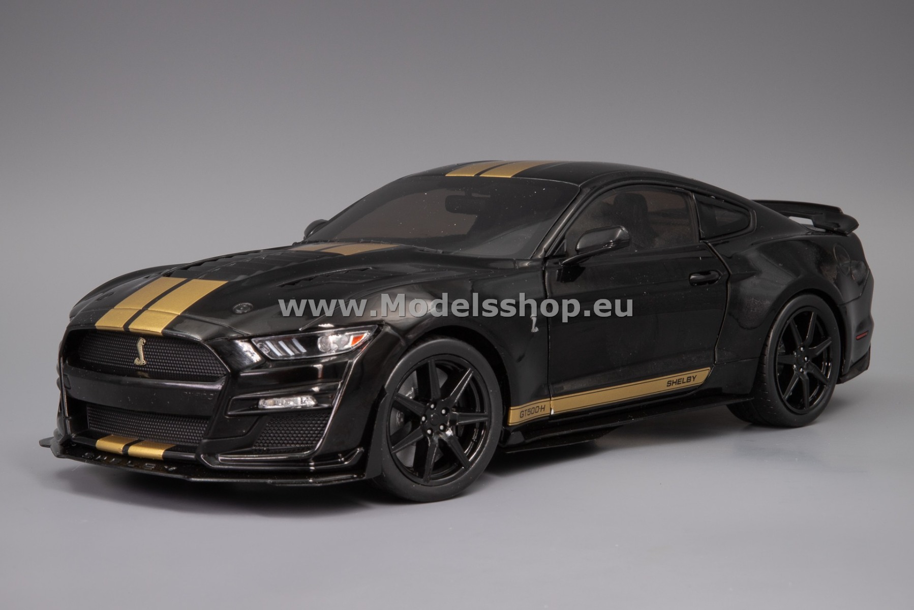 Solido S1805910 Ford Shelby Mustang GT500-H, 2023 /black w. gold stripes/