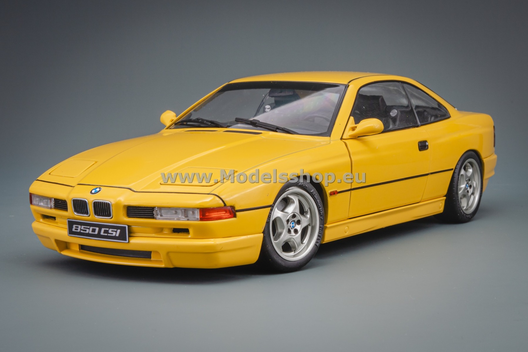 Solido S1807005 BMW 850 (E31) CSI, 1990 /Dakar yellow/