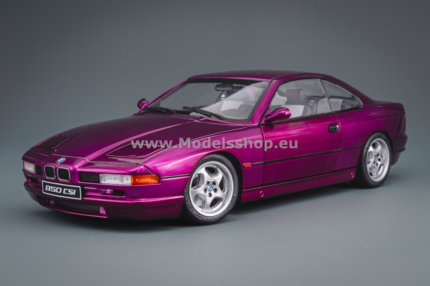 Solido S1807006 BMW 850 (E31) CSI, 1991 /Daytona violet/