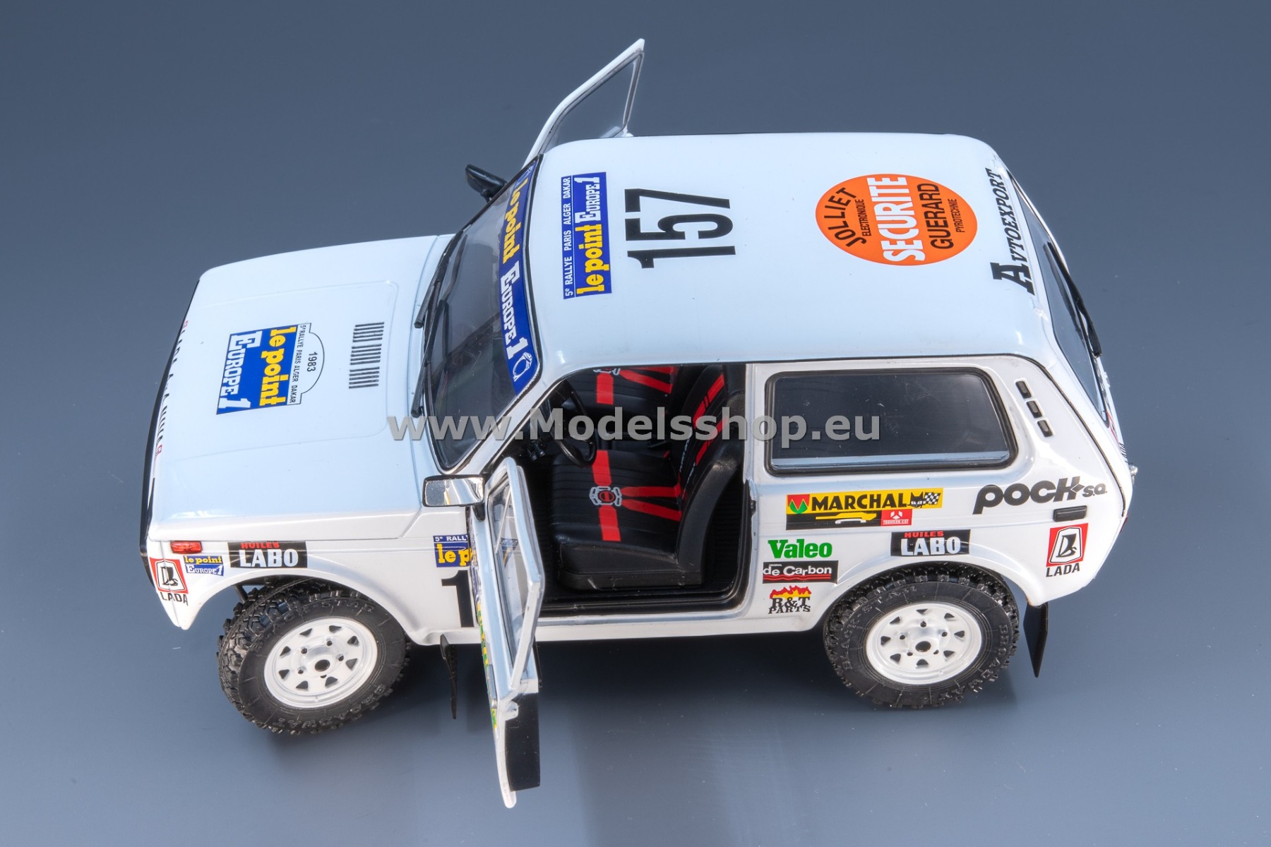 Amazon | 1/18 ソリド LADA NIVA ラーダ ニーヴァ（1983 パリ