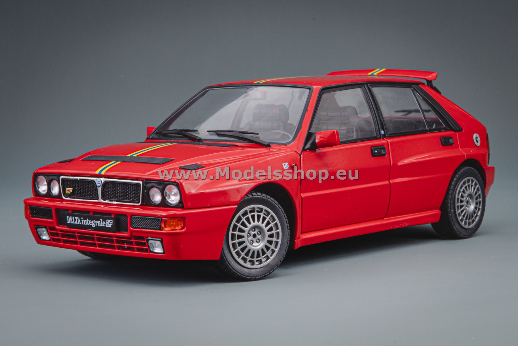 Solido S1807807 Lancia Delta HF Integrale Edizione finale, 1995 /red/