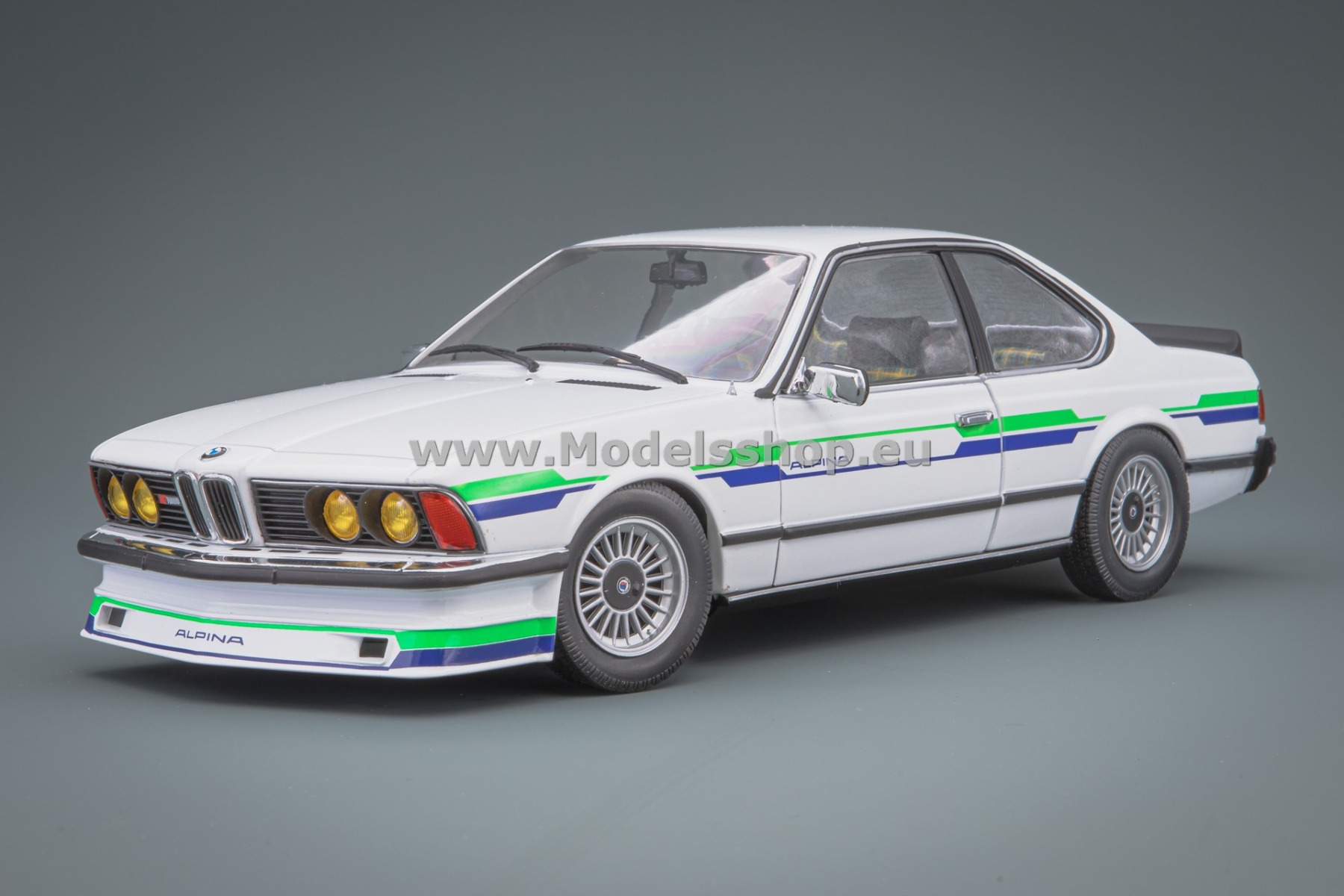 Solido S1810303 Alpina B7 Turbo (E24), 1984 /white/