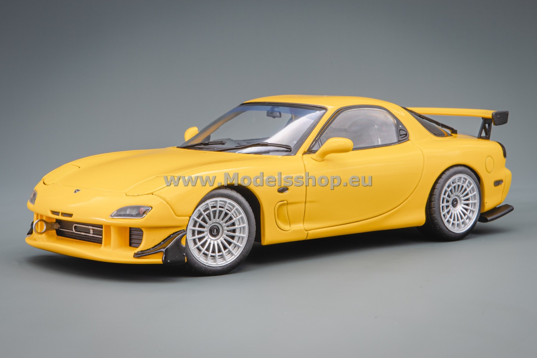 Solido S1810603 Mazda RX-7 Type RS (FD35), StreetFighter, 1994 /yellow/
