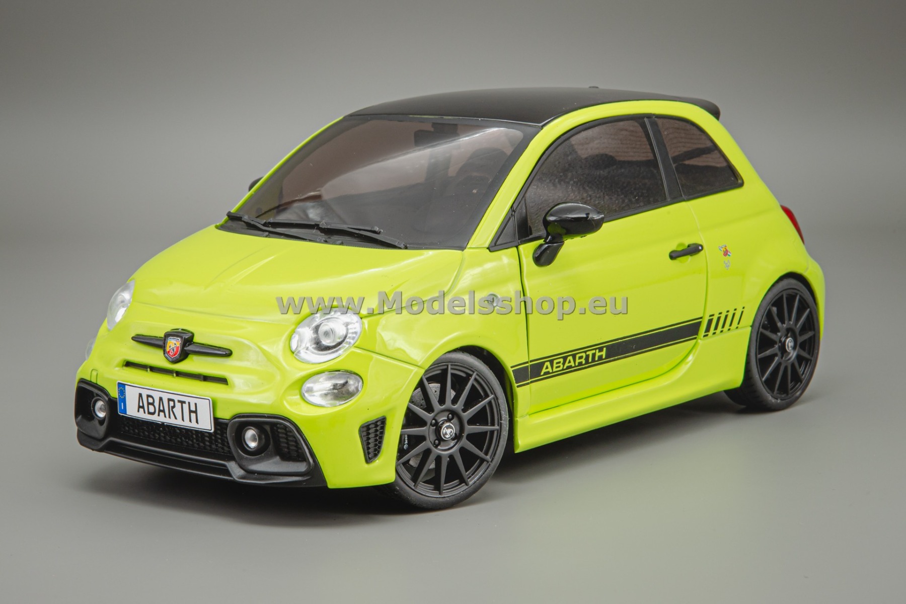 Solido S1811307 Fiat F595 Abarth, 2023 /verde adrenalina green/