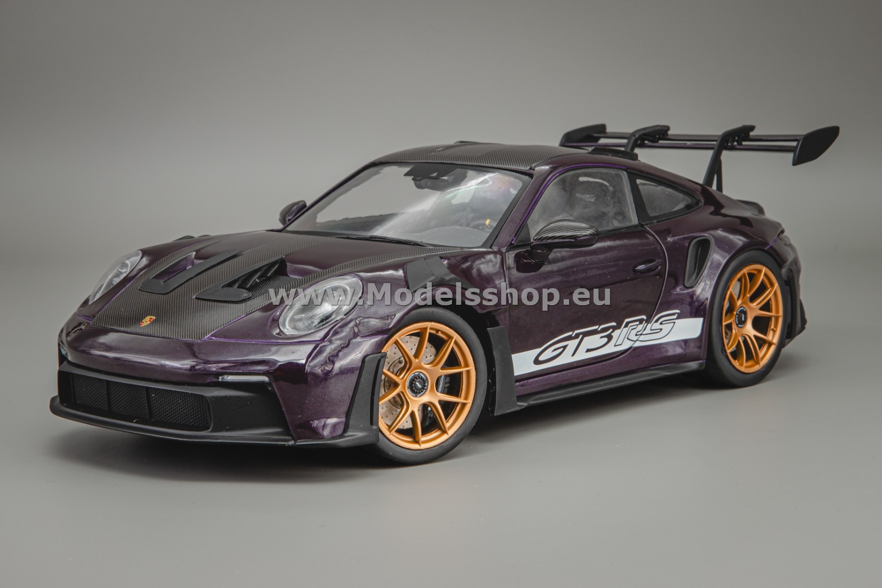 Solido S1812103 Porsche 911 GT3 RS Weissach Package, 2024 /viola purple metallic/
