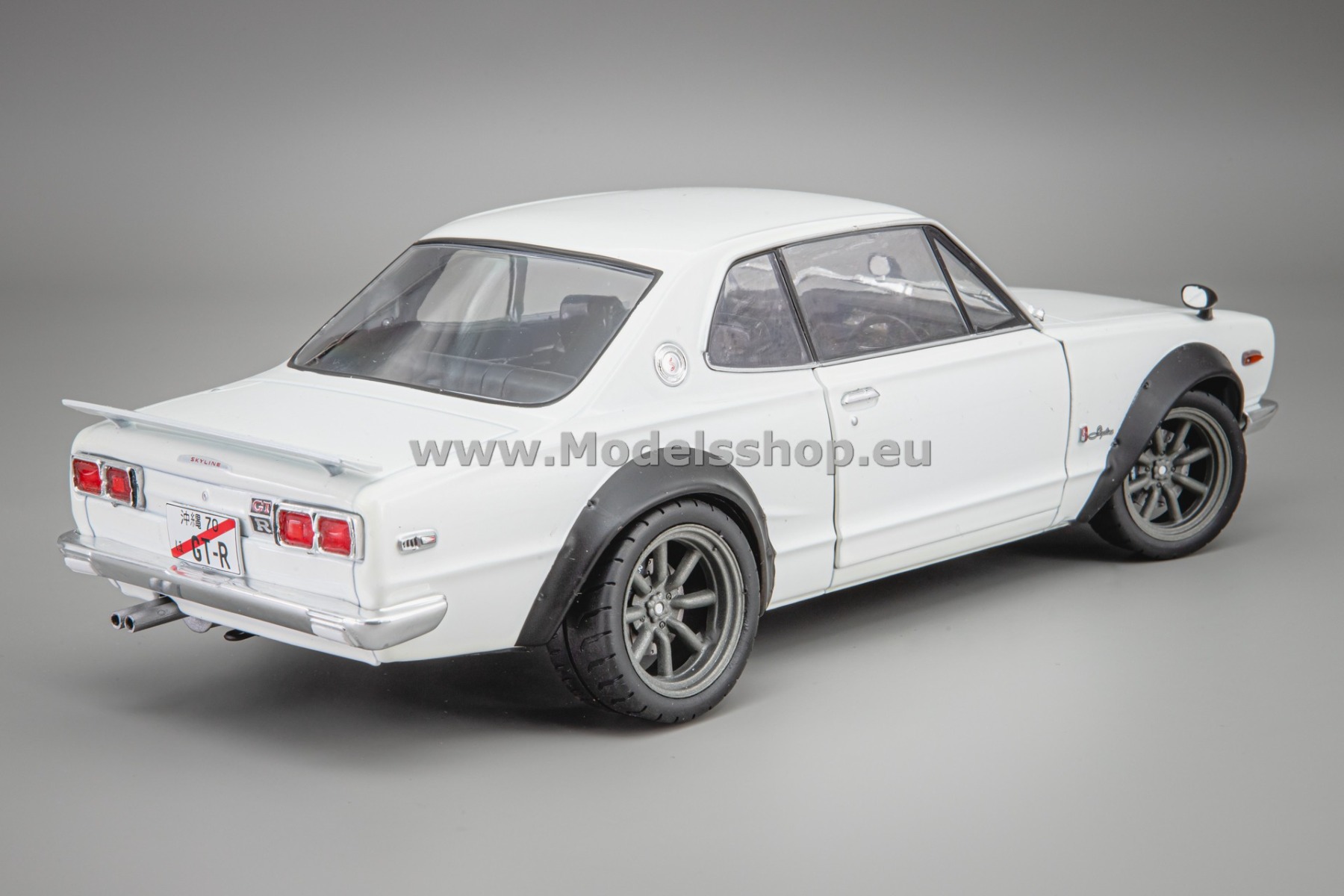 Solido S1813001 Nissan Skyline (C10) Hakosuka Solido Works, 1970