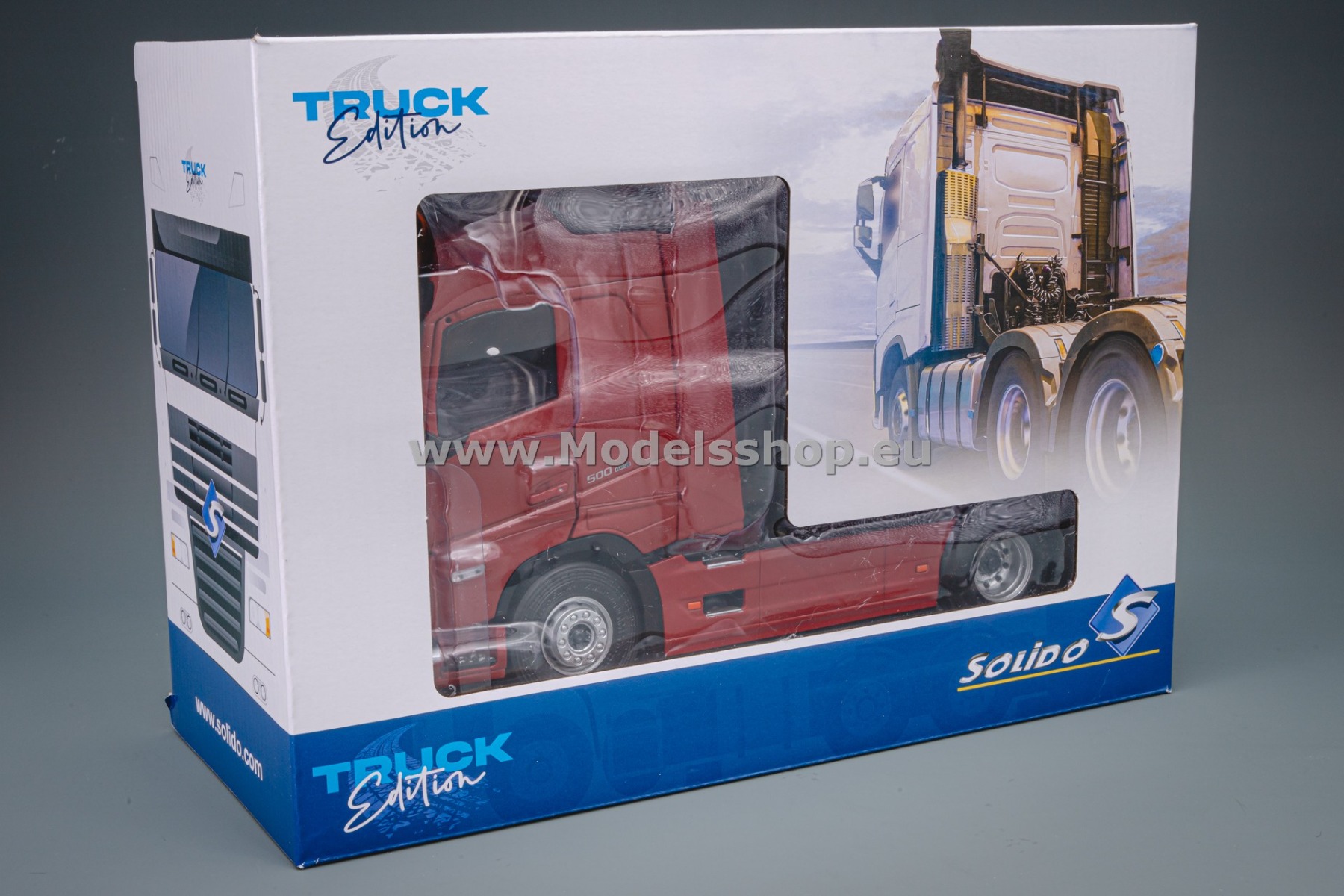 Solido S2400104 Volvo FH Globetrotter XL 25 Years Edition tractor