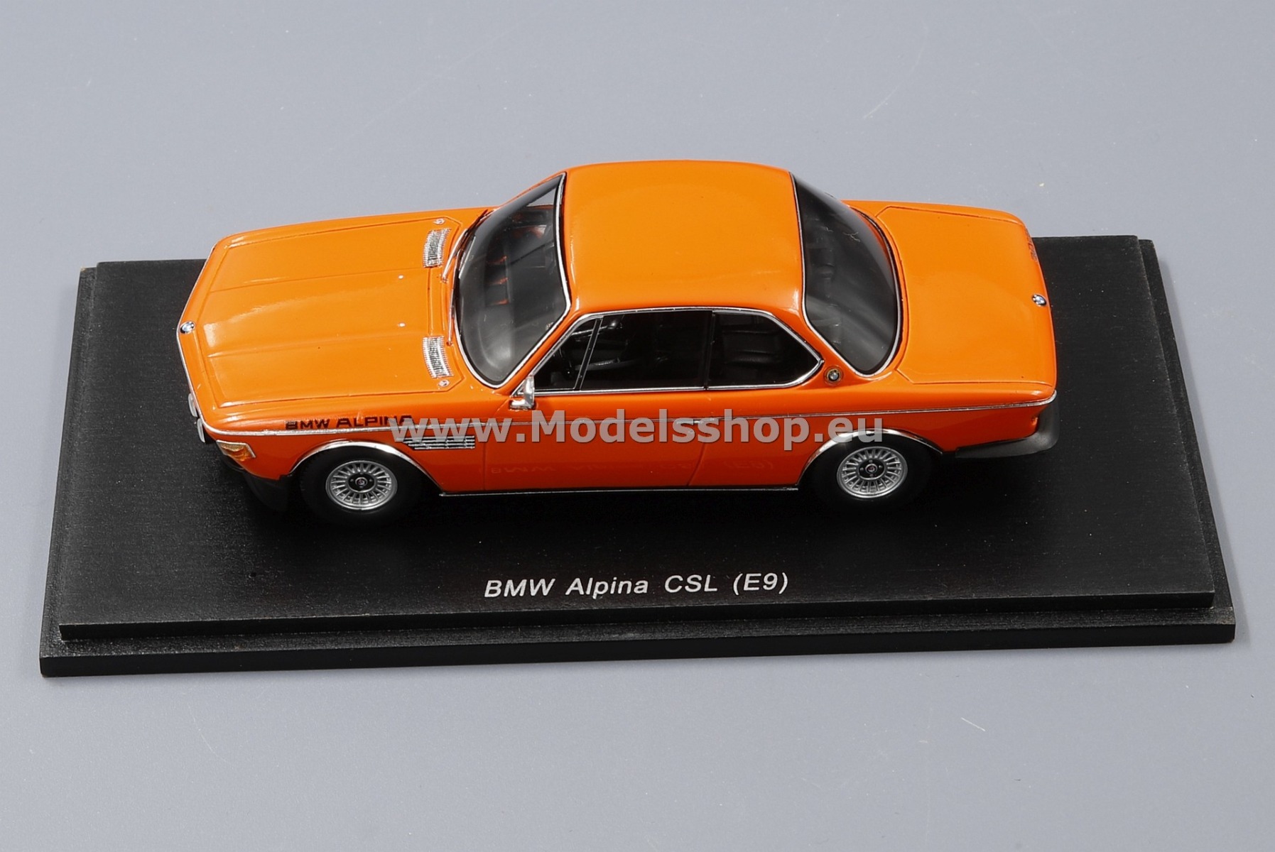 Spark S2811 BMW Alpina CSL E9, 1972 /orange/