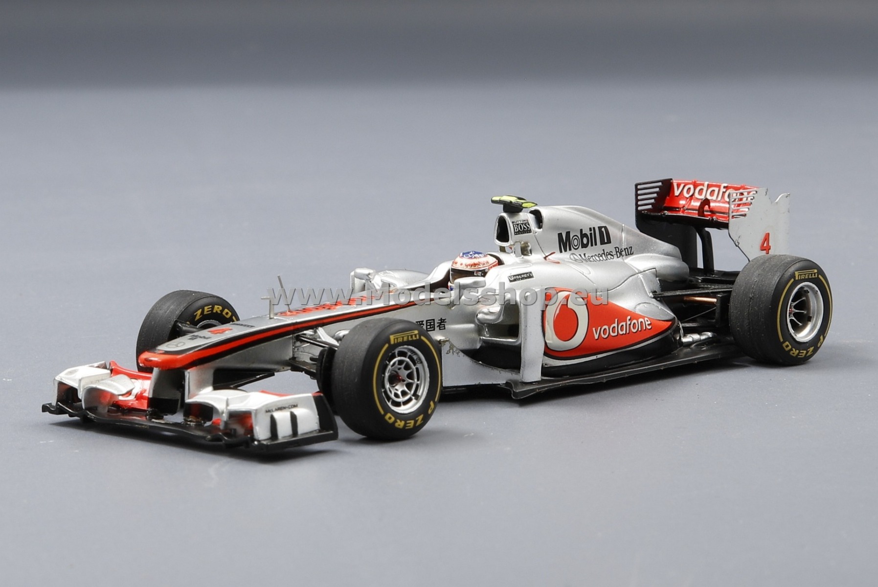 Spark S3029 McLaren MP4-26 No. 4 Jenson Button 