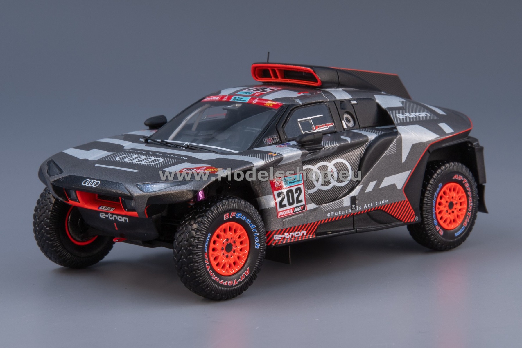 Spark S3187 Audi RS Q e-tron No.202, Rally Dakar 2022, C. Sainz - L. Cruz