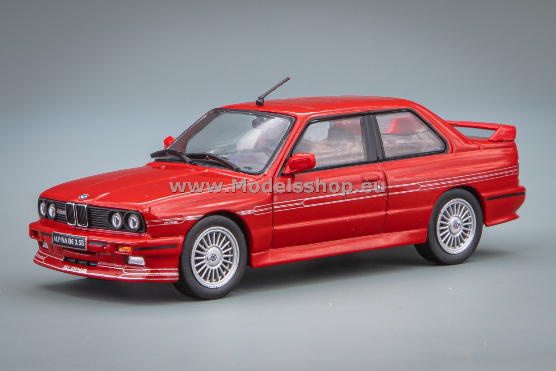 Solido S4312003 BMW Alpina B6 3.5s (E30), 1990 /red/