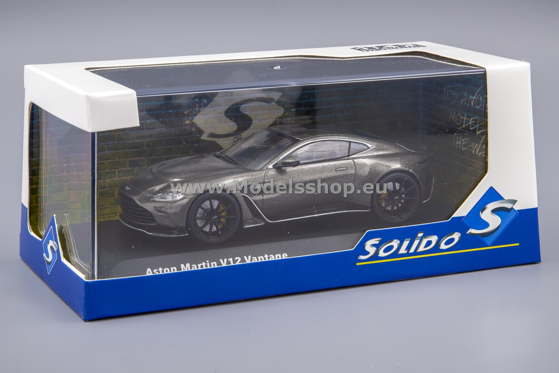 Modèle Réduit Aston Martin 4314102 Solido 1/43 Aston Martin Vantage V12 Gris Métal - 4314102 - Modèle Neuf Modèle Réduit Aston Martin 4314102 Solido 1/43 Aston Martin Vantage V12 Gris Métal - 4314102 - Modèle Neuf