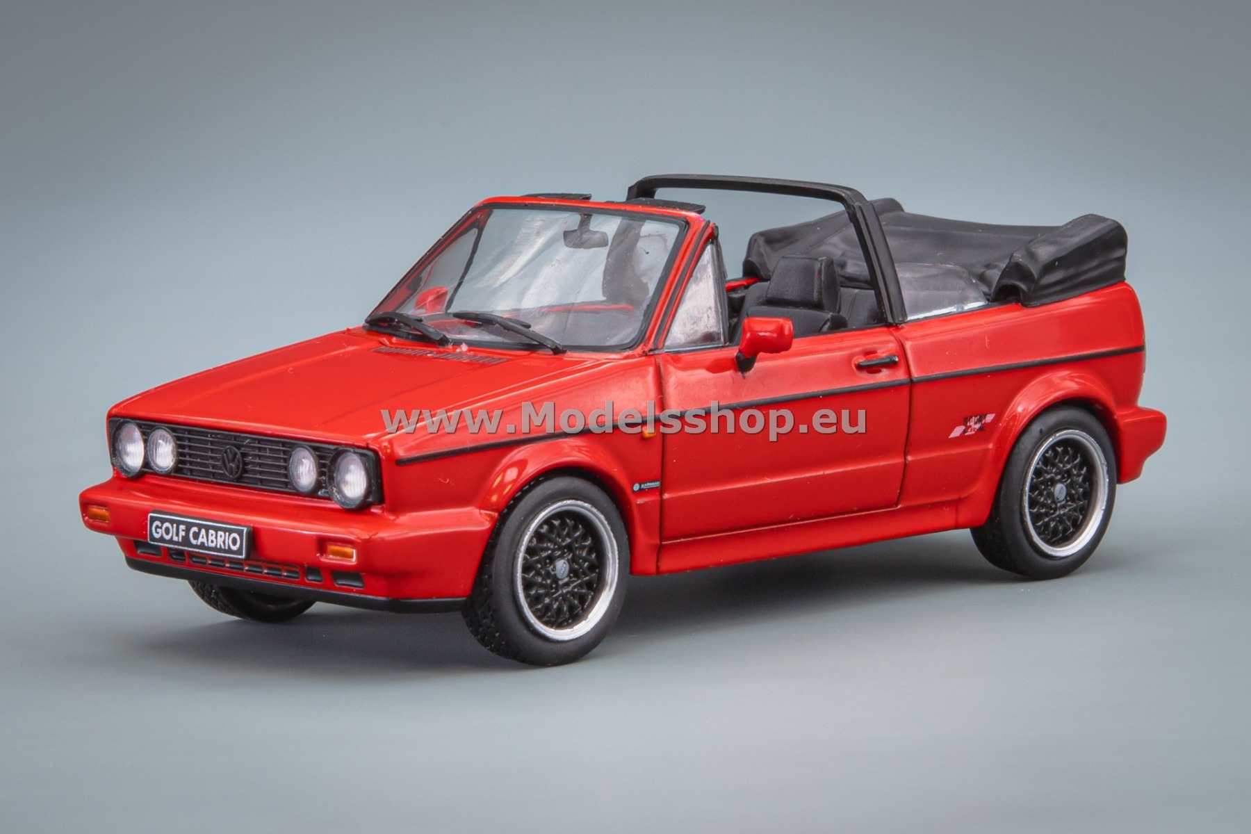 Solido S4315801 Volkswagen / VW Golf I Cabriolet Sportline, 1992 /Tornado Red/