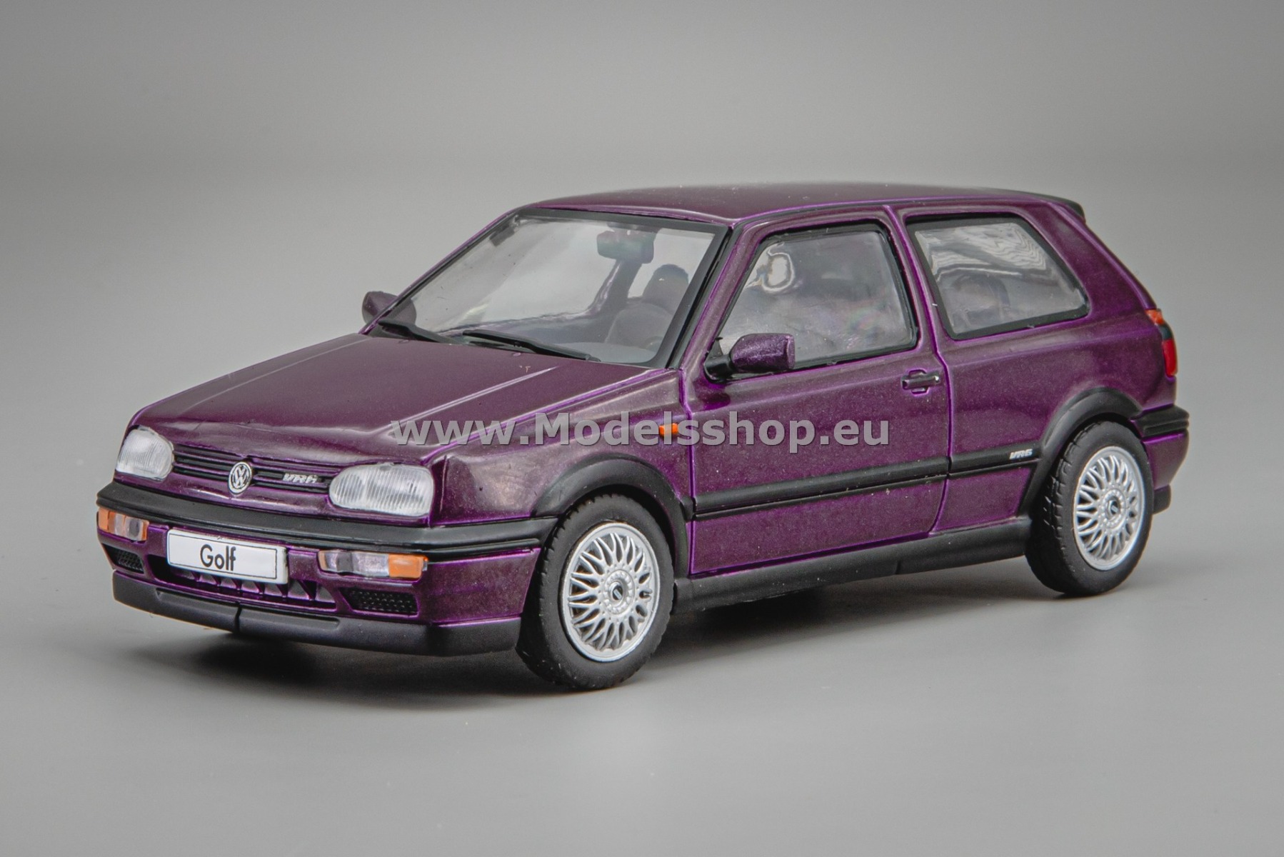 Solido S4316402 VW / Volkswagen Golf MKIII VR6, 1994 /Dusty Mauve Pearl/