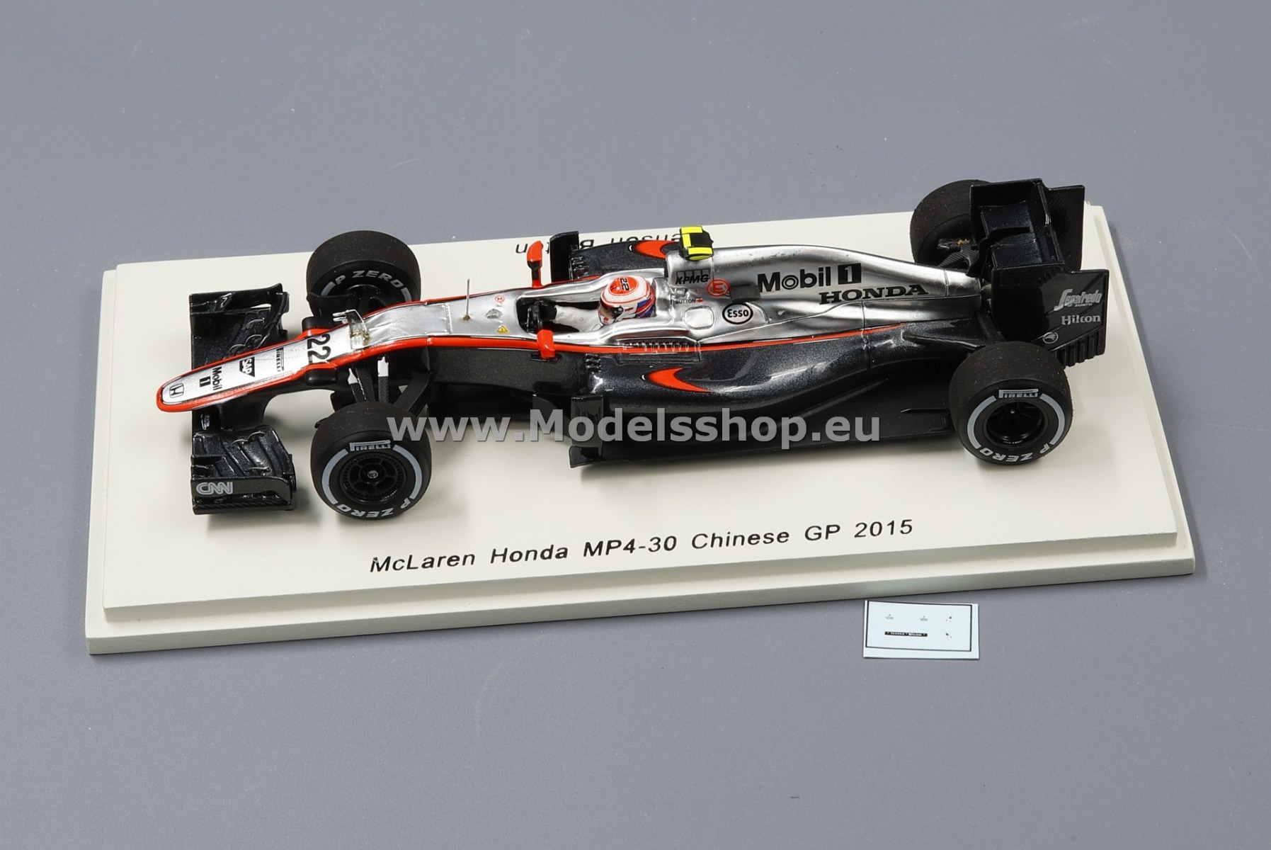スパーク 1/43 McLaren MP4-31 S.バンドーン サイン入り スパーク 1/43 McLaren MP4-31 S.バンドーン サイン入り