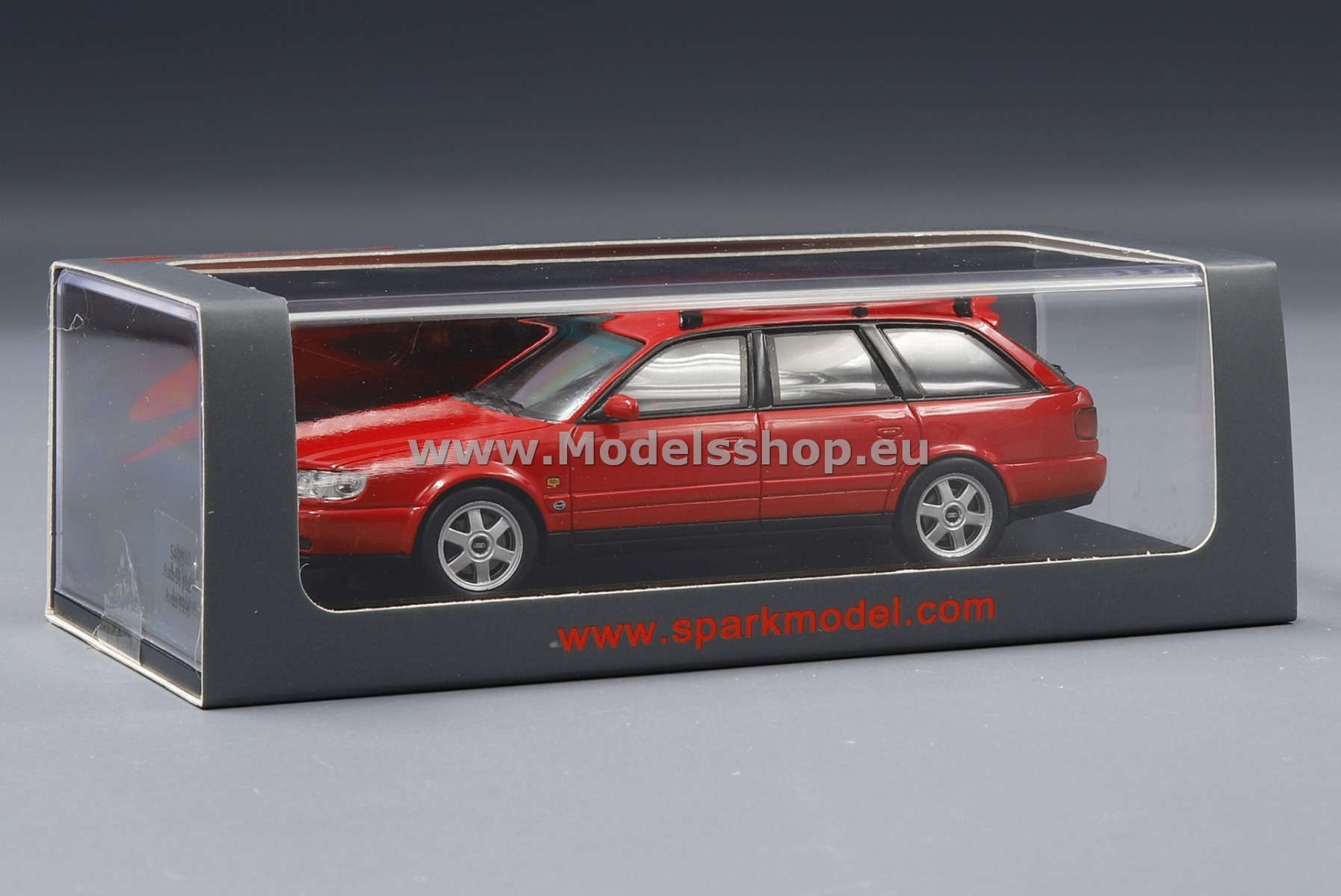 Audi S4 Avant 赤 1/43 ミニカー Audi S4 Avant 赤 1/43 ミニカー