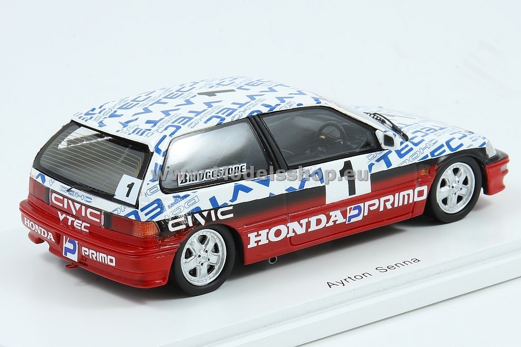 I am selling my Honda F1 Jacket from the Senna Era. It is