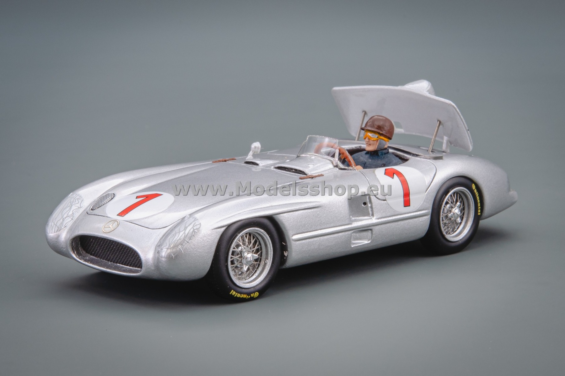 Spark S5858 Mercedes Benz 300 SLR No.1,Winner Kristianstad Grand Prix 1955, Juan Manuel Fangio