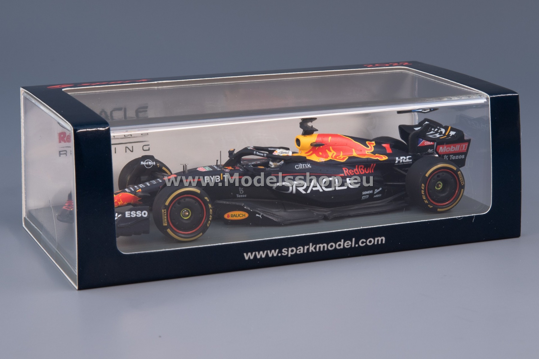 Spark S8547 Oracle Red Bull Racing RB18 No.1 Oracle Red Bull