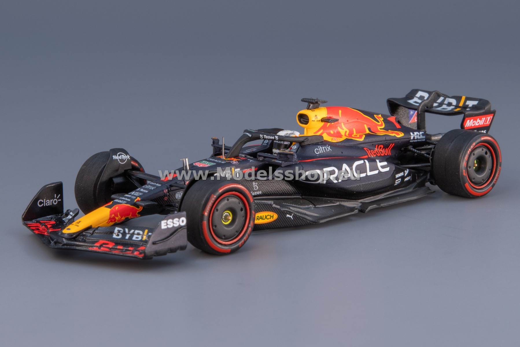 Spark S8553 Oracle Red Bull Racing RB18 No.1 Oracle Red Bull