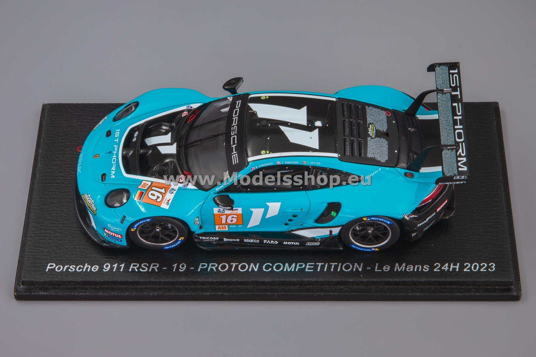 Spark S8758 Porsche 911 RSR - 19, No.16, PROTON COMPETITION Spark S8758 Porsche 911 RSR - 19, No.16, PROTON COMPETITION