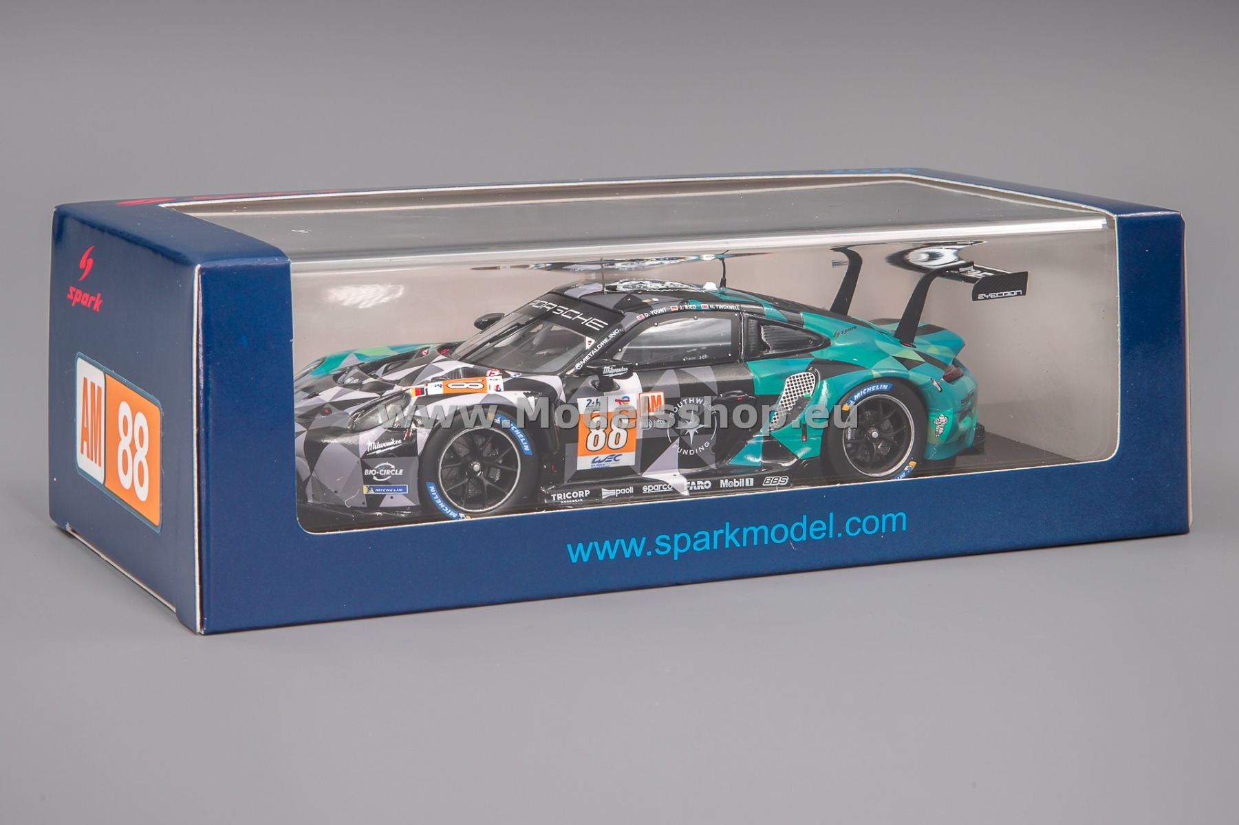 Spark S8768 Porsche 911 RSR - 19, No.88, PROTON COMPETITION Spark S8768 Porsche 911 RSR - 19, No.88, PROTON COMPETITION