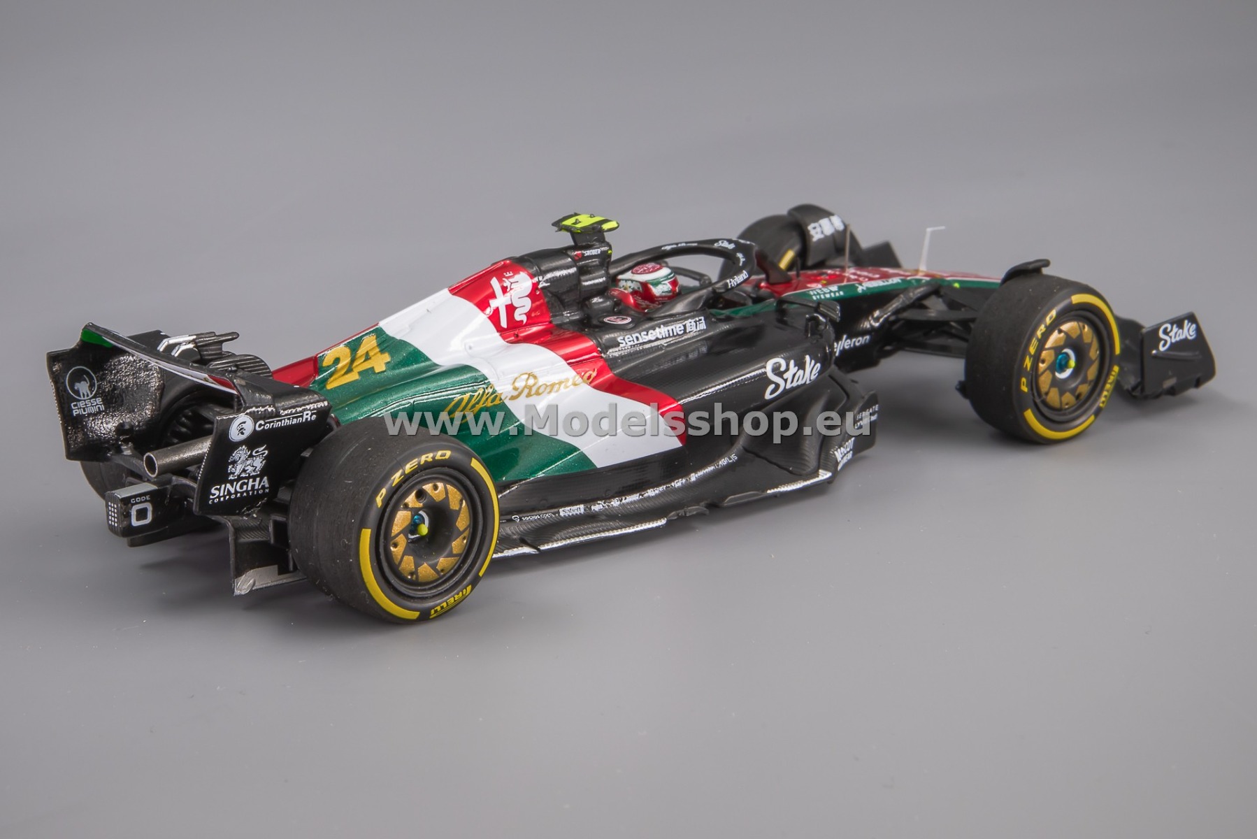 Spark 1:43 Alfa Romeo F1 Team ORLEN C42 No.24 Zhou GuanYu