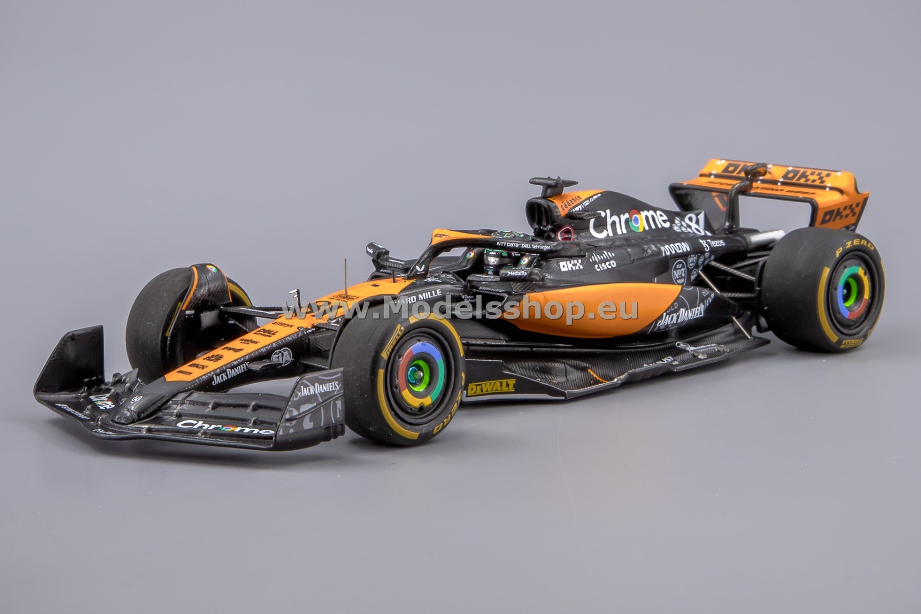 Spark S8941 McLaren MCL60, No.81 McLaren Formula 1, Las Vegas GP 2023, Oscar Piastri