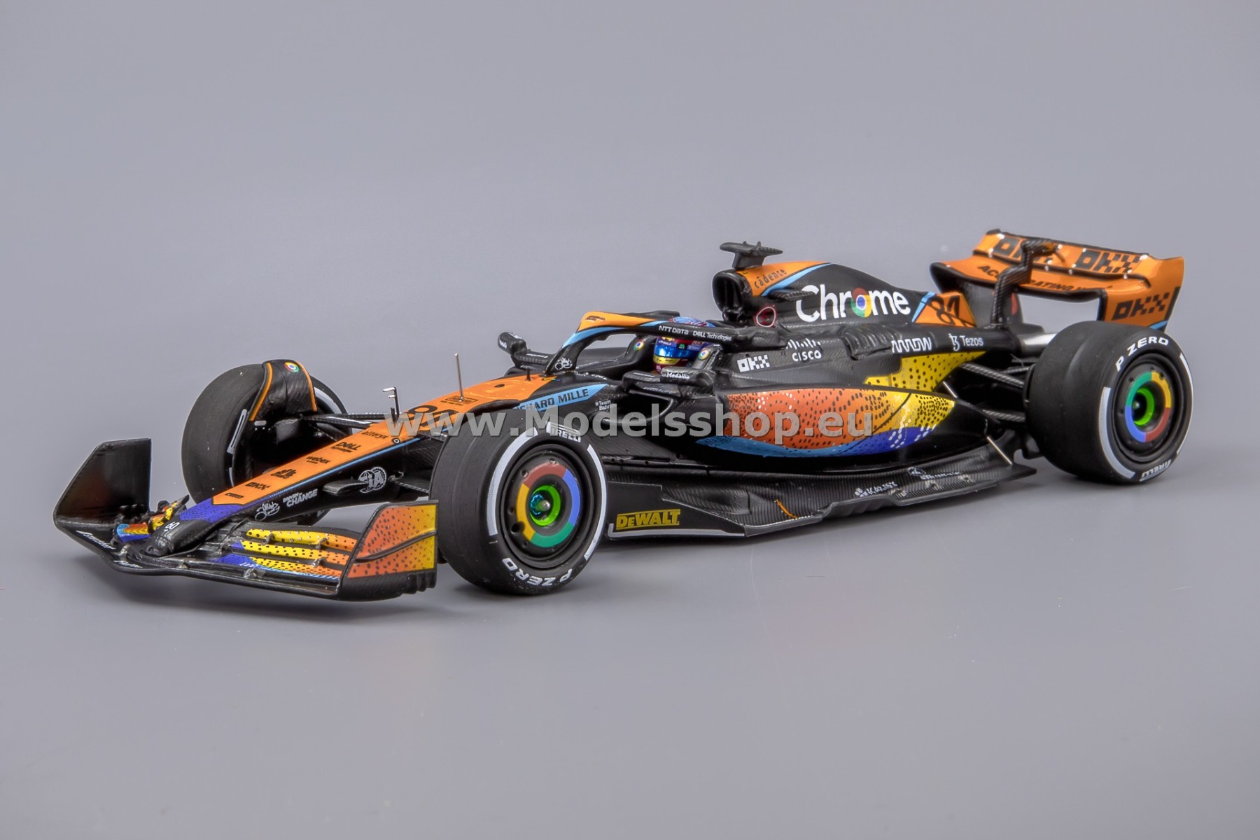 Spark S8944 McLaren MCL60, No.81, McLaren Formula 1, 6th Abu Dhabi GP 2023, Oscar Piastri