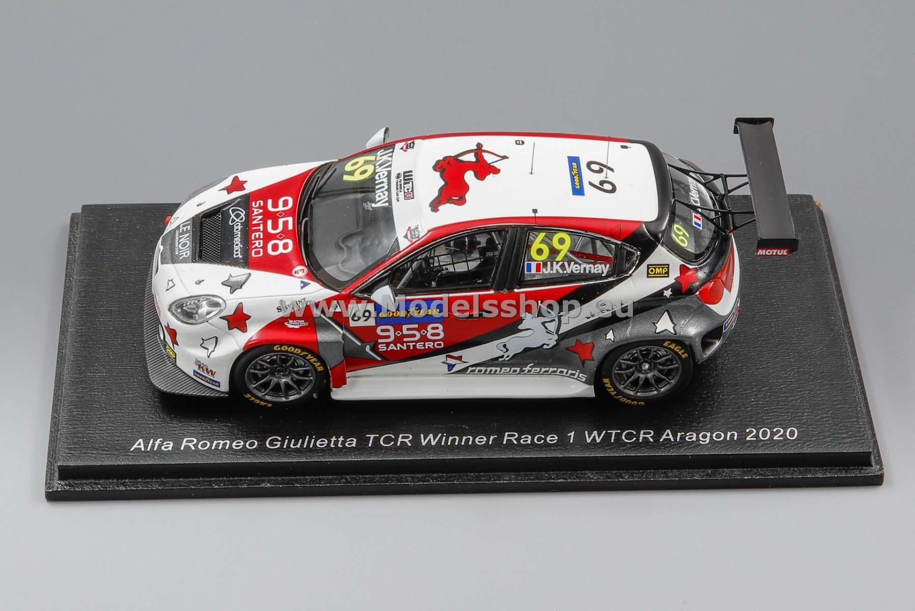 Spark S8971 Alfa Romeo Giulietta TCR No.69 Team Mulsanne Winner