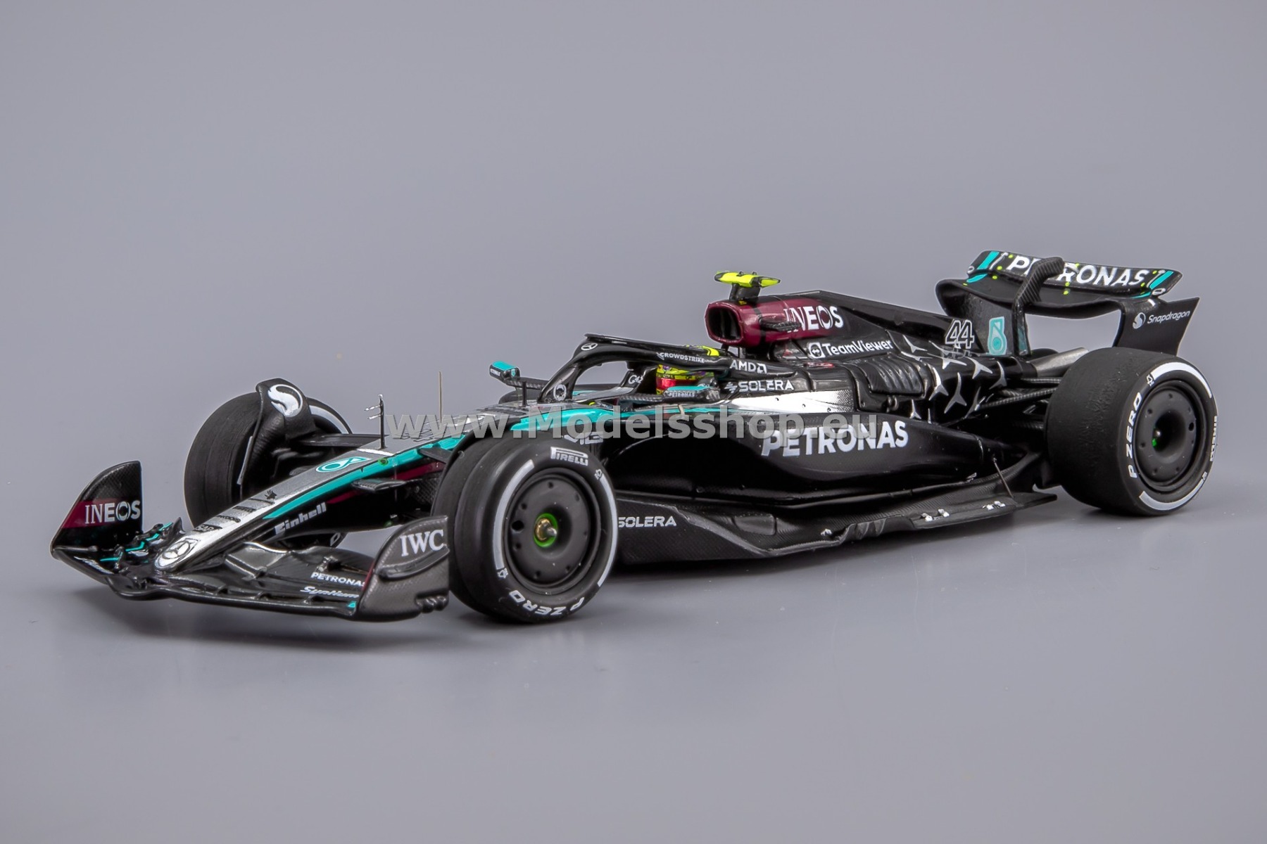 Spark S9513 Mercedes-AMG PETRONAS Formula One Team, No.44 F1 W15E, Performance, Bahrain GP 2024, Lewis Hamilton