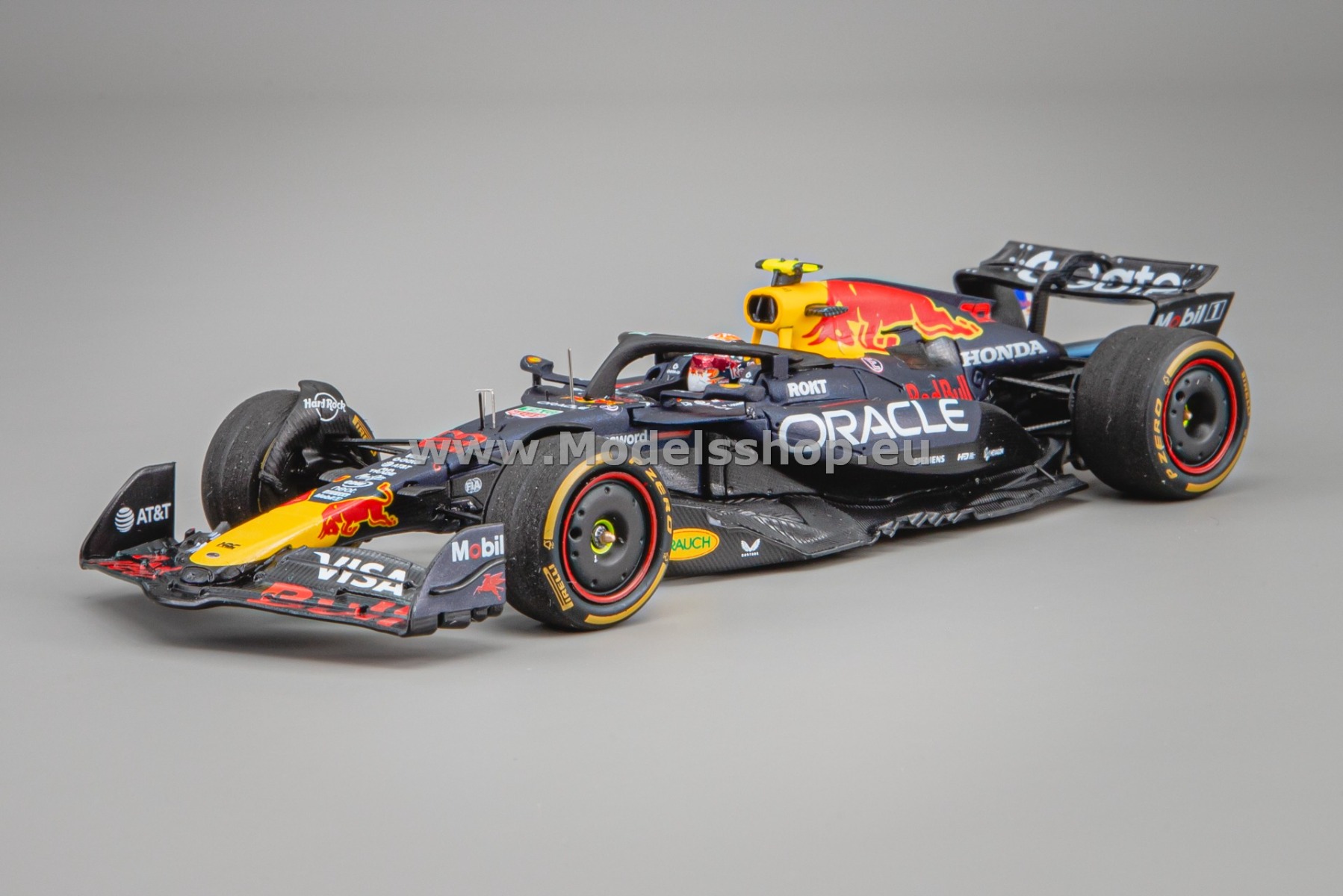 Spark S9618 Red Bull Racing RB21 F1, No.22 Oracle Red Bull Racing, Formula 1 Canadian GP 2025, Yuki Tsunoda