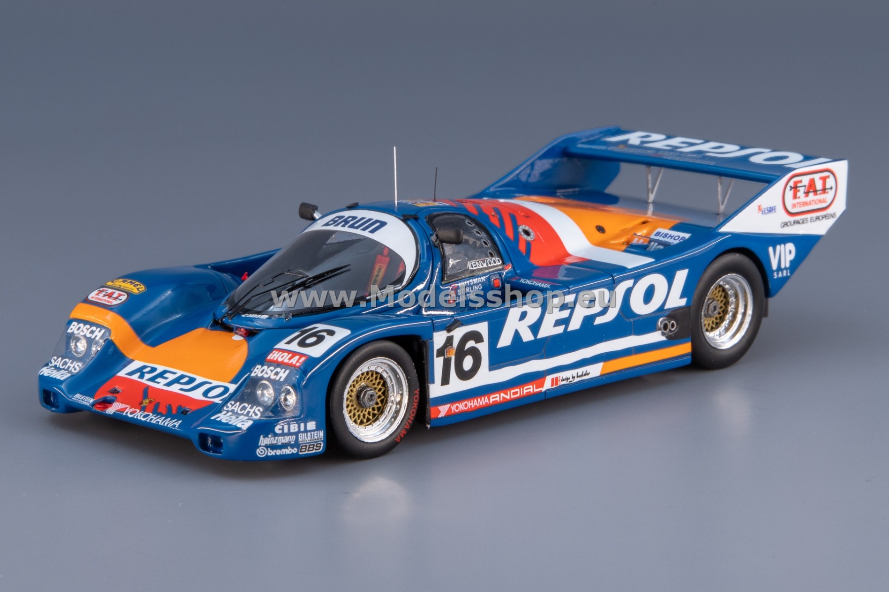 Spark S9886 Porsche 962 C No.16 24H Le Mans 1991 H. Huysman - R. Stirling - B. Santal