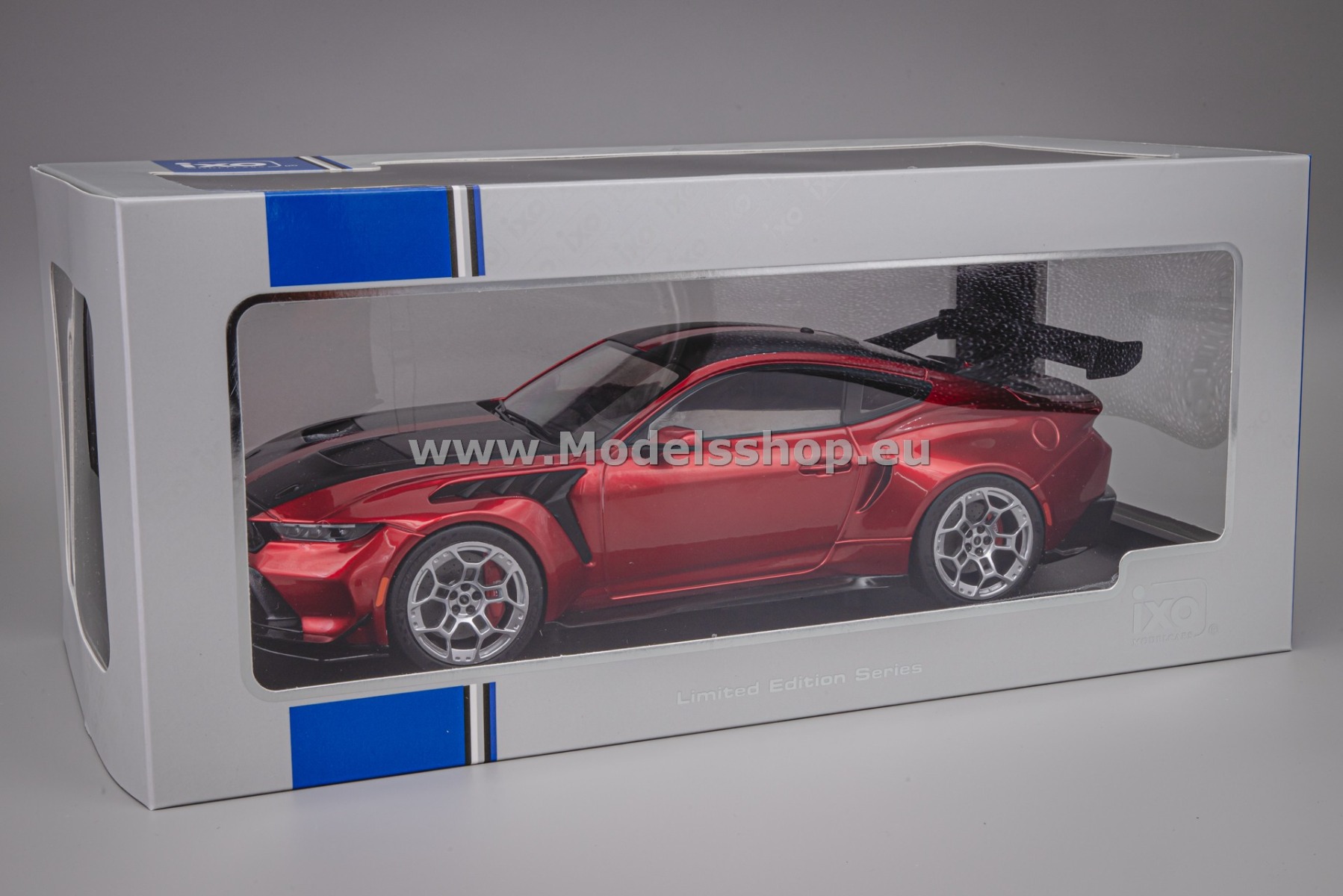 MCG18577 / IXOSPMCG18577 Ford Mustang GTD, 2025 /dark red metallic/
