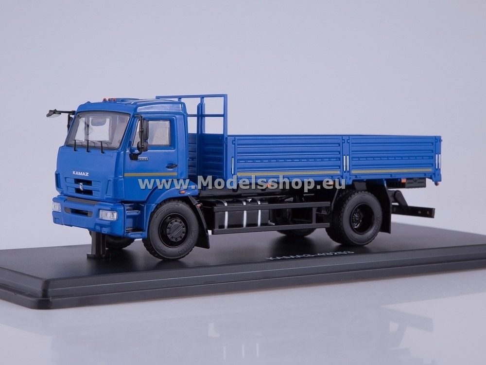 SSM1272 KAMAZ-43253 flatbed truck (facelift) /blue/