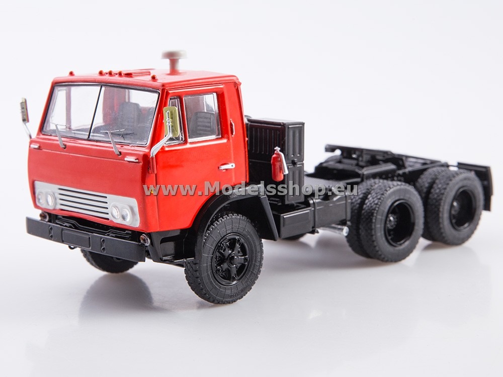 SSM1542 KAMAZ-2E5410 tractor truck, prototype /red/