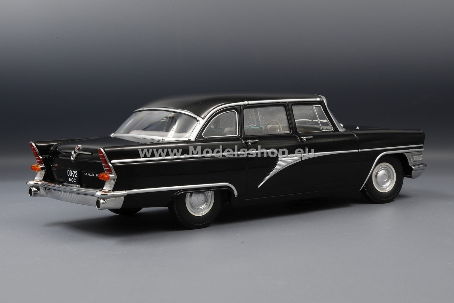 GAZ-13 