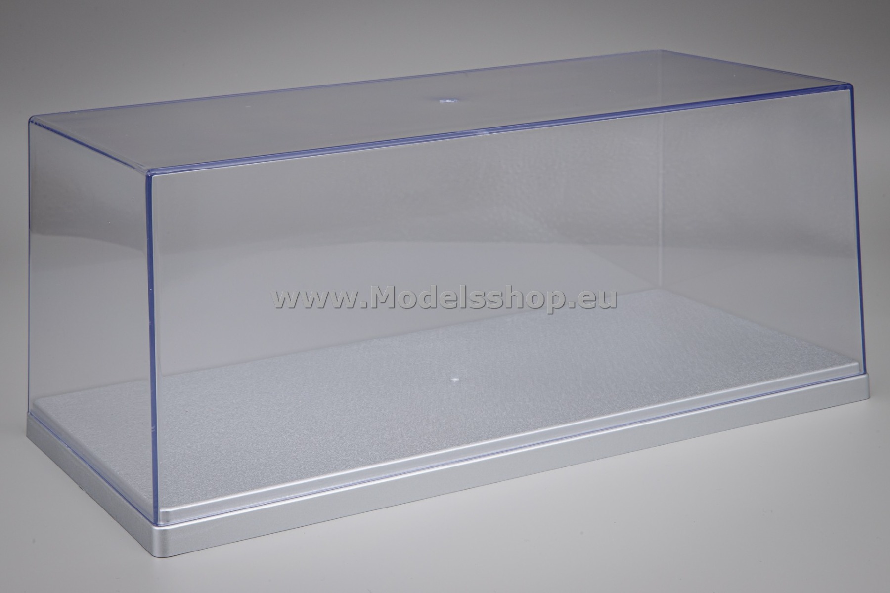 Display case / box for 1/24 model (L/W/H mm) 270 x 125x  112. Silver base