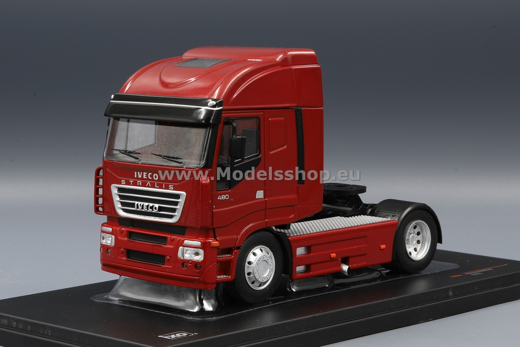 Iveco Stralis tractor truck 2012 /red- metallic/