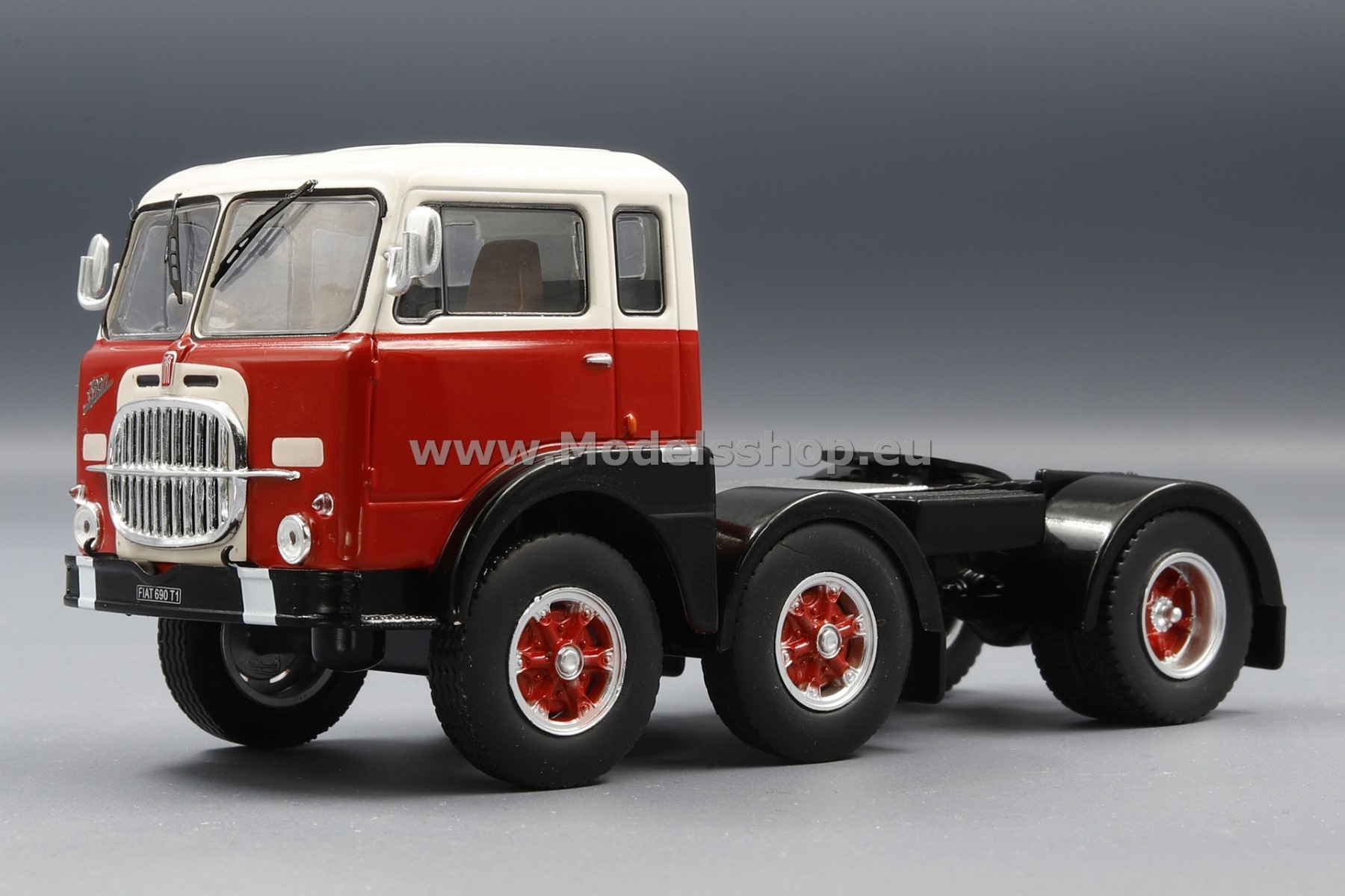 Fiat 690 T1 tractor truck, 1961 /red - white/