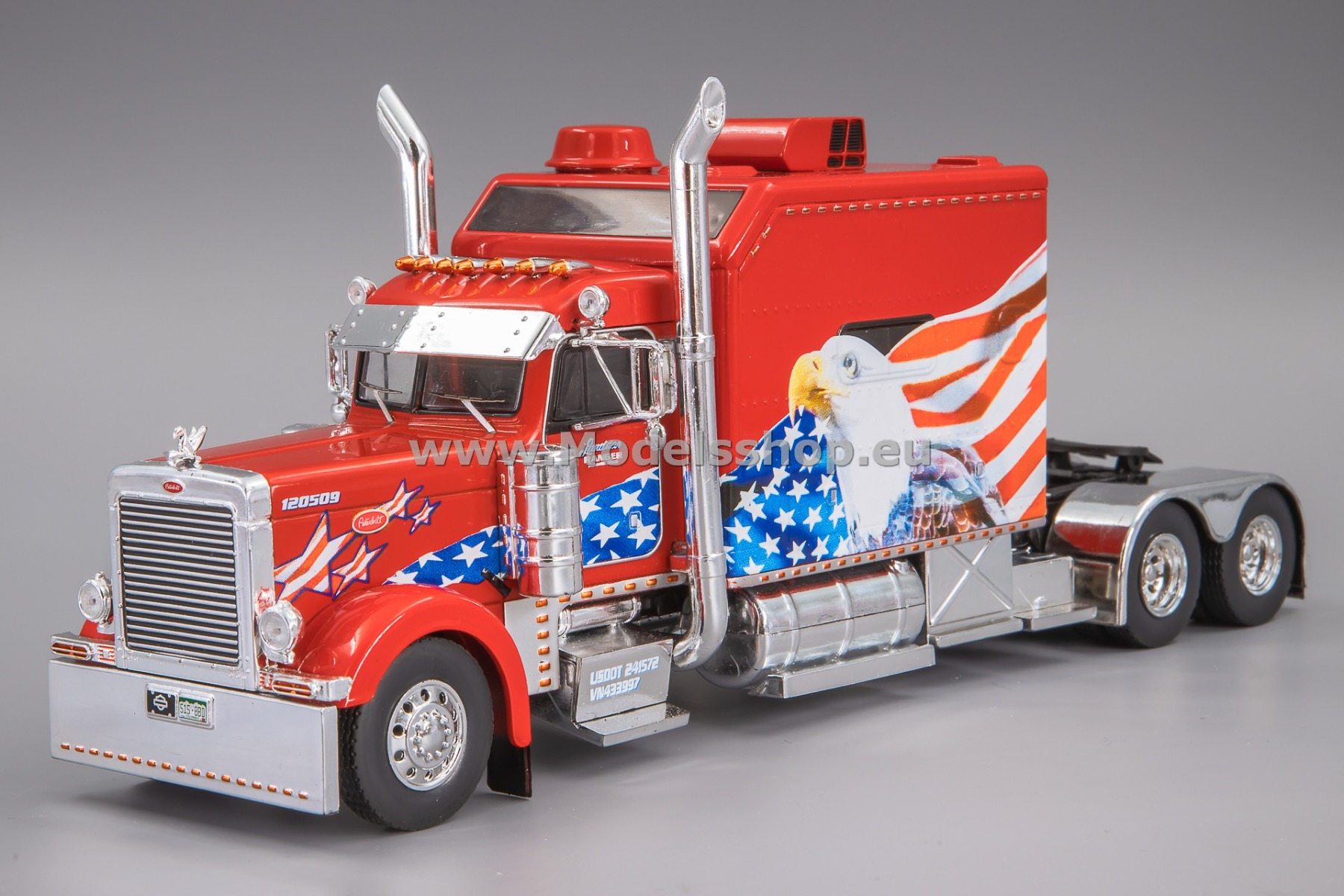 IXOTR171.22 Peterbilt 379 Custom tractor truck, 2002 /red - decorated/