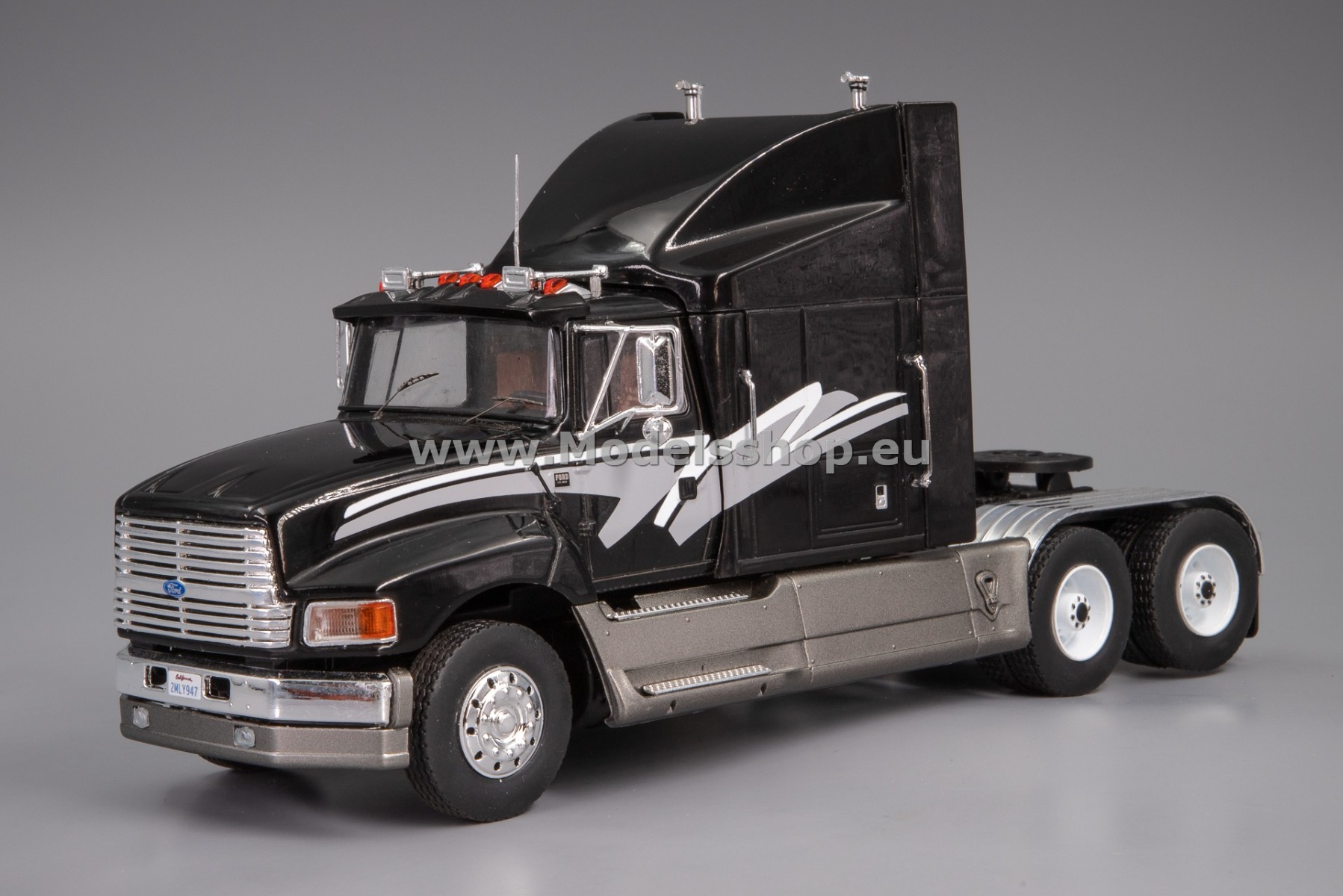 IXOTR179.22 Ford Aeromax tractor truck, 1990 /black - silver/