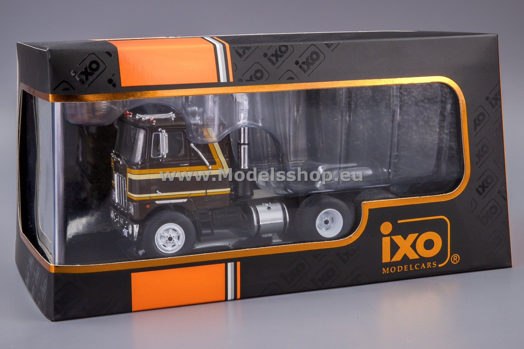 IXOTR191.22 Mack Series F Tractor truck, 1977 /brown