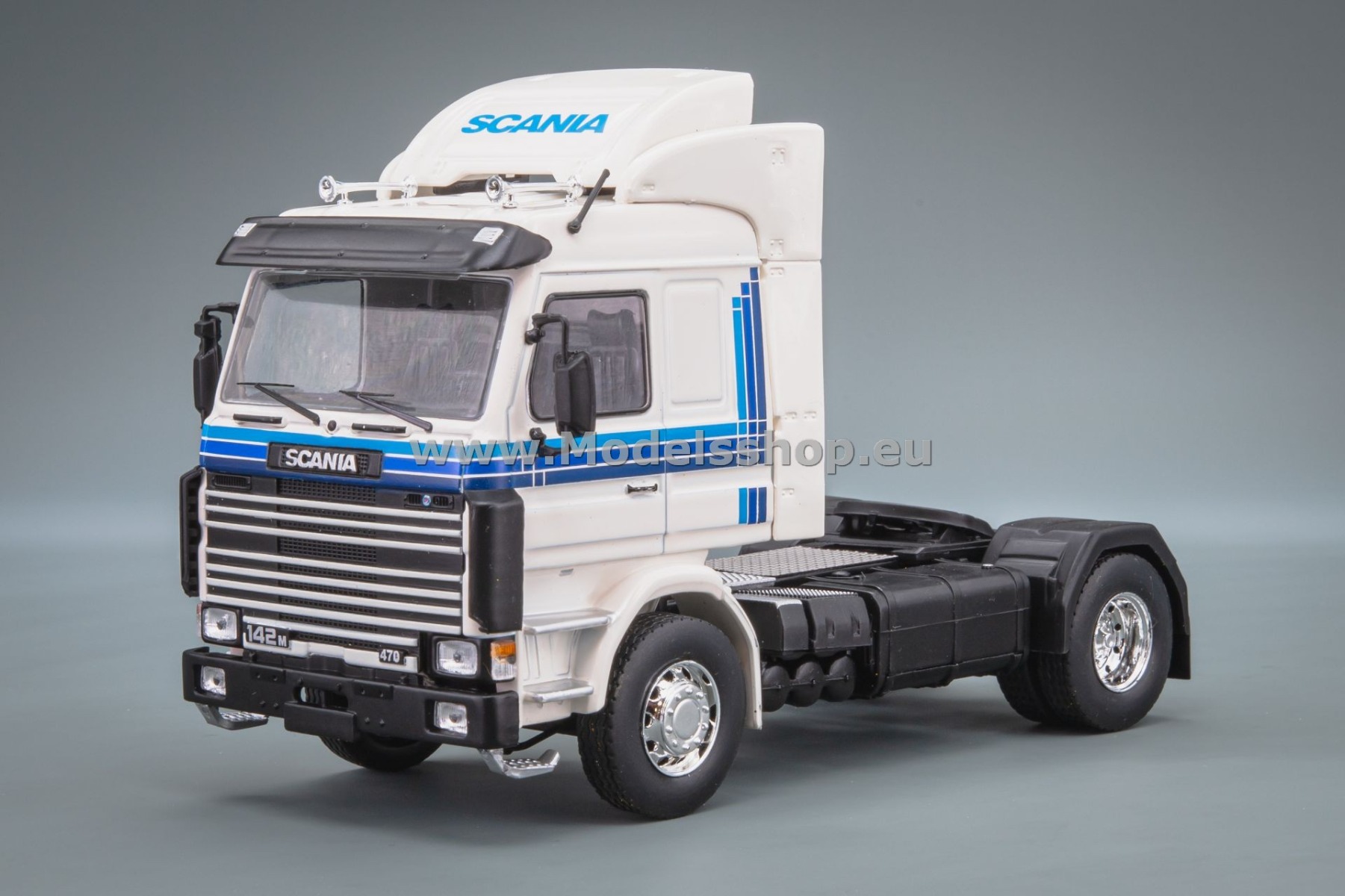 IXOTR207.22 Scania 142 M tractor truck, 1987 /white/