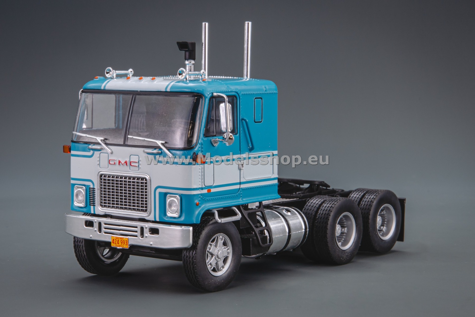 IXOTR213.22 GMC Astro 95 tractor truck, 1970 /blue  - white/