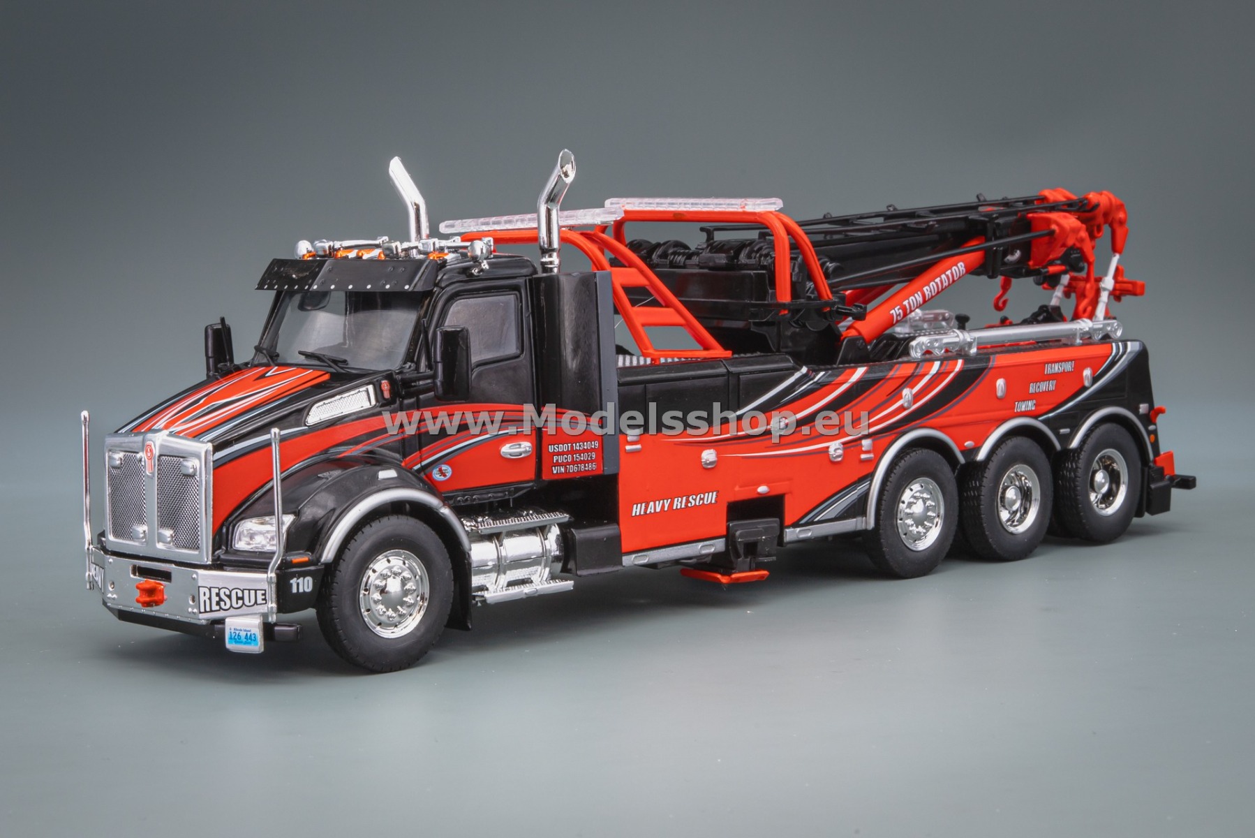IXOTTR032.23 Kenworth T 880 Wrecker /black - red/