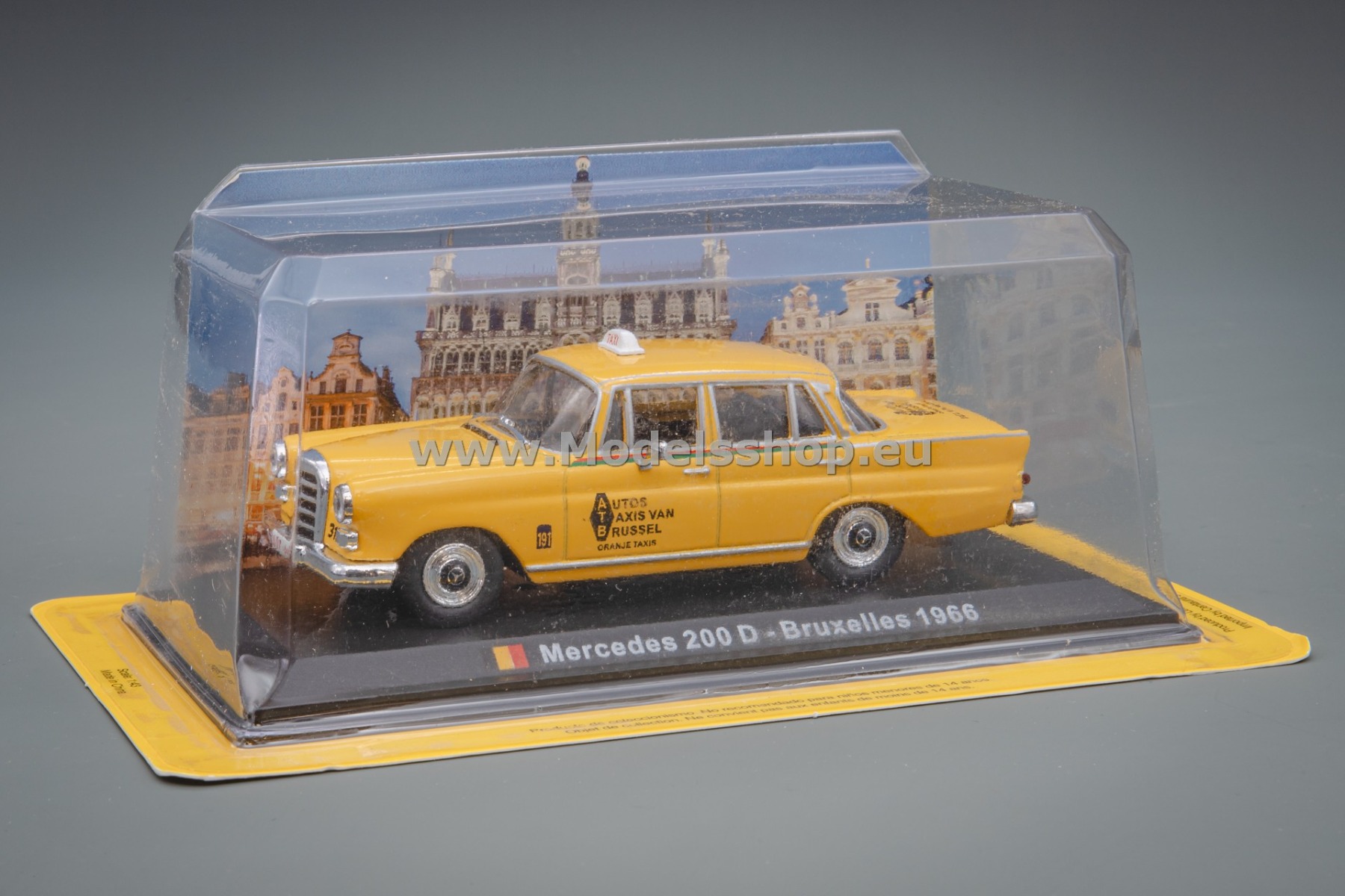 Mercedes-Benz 200 