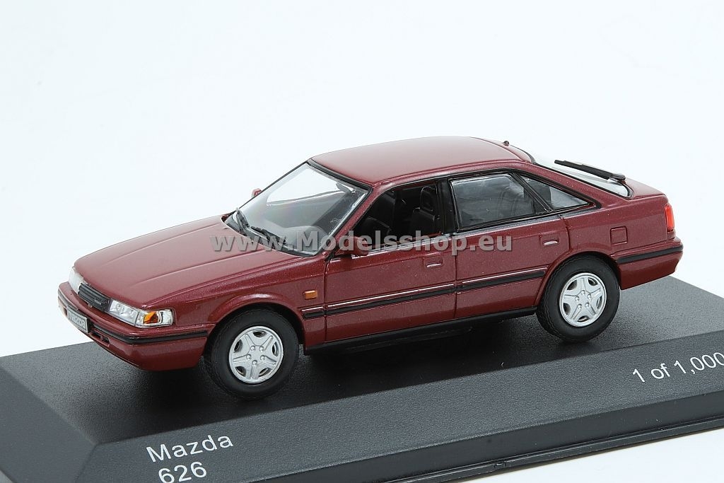 Mazda 626 hatchback, 1990 /metallic-dark red/