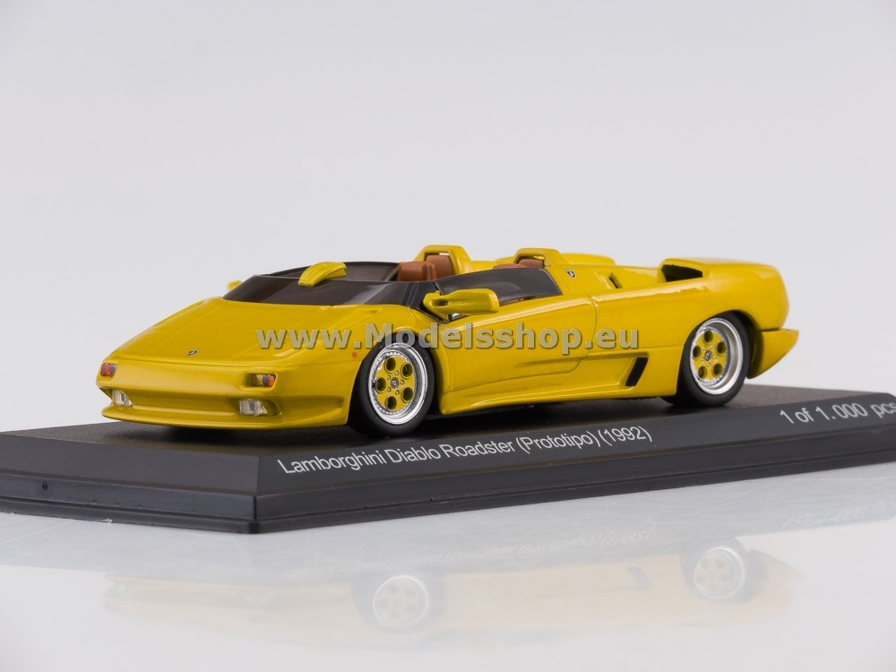 WhiteBox WB506 Lamborghini Diablo Roadster prototype /dark yellow/